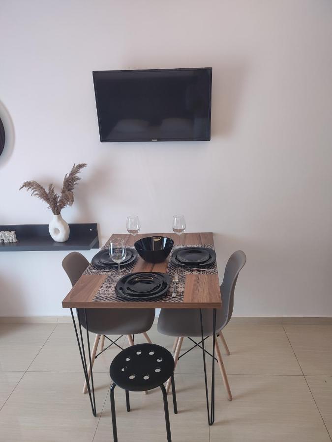 Apartments Sadiku With Sea View Sarandë Buitenkant foto