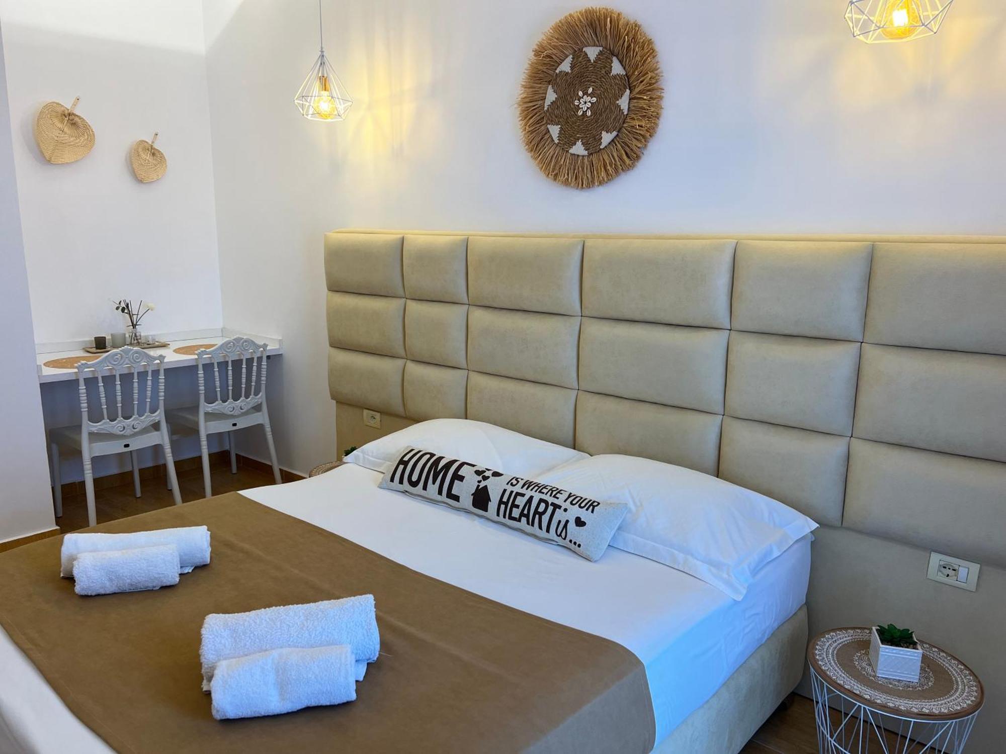 Apartments Sadiku With Sea View Sarandë Buitenkant foto